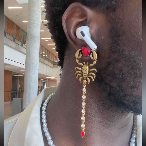 Gothic Scorpion Drop Earrings | Red Crystal Heart & Rhinestone Tail - Picture 4 of 12